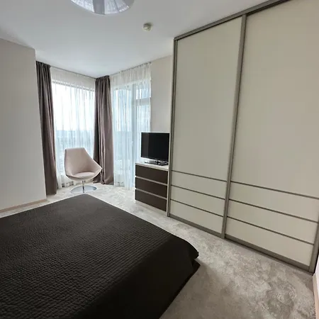 Skyview 19 Apartment *