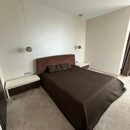 Skyview 19 Apartment *